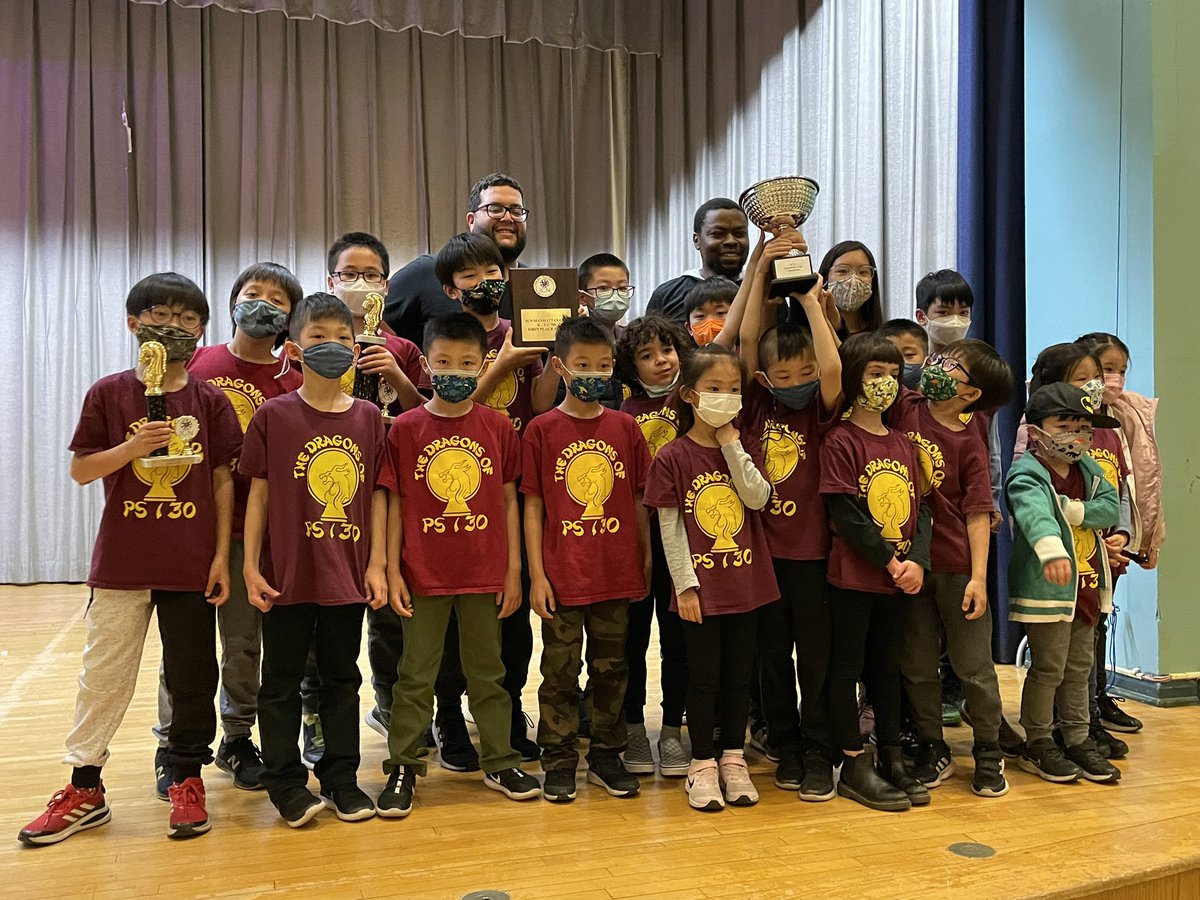 ManhattanICN's tweet photo. In a nailbiter, PS 130M edges out Lower Lab to take home the Manhattan Cup! Congratulations to the Dragons! 🐉 🏆 @ps130m https://t.co/IVzjclFJSd