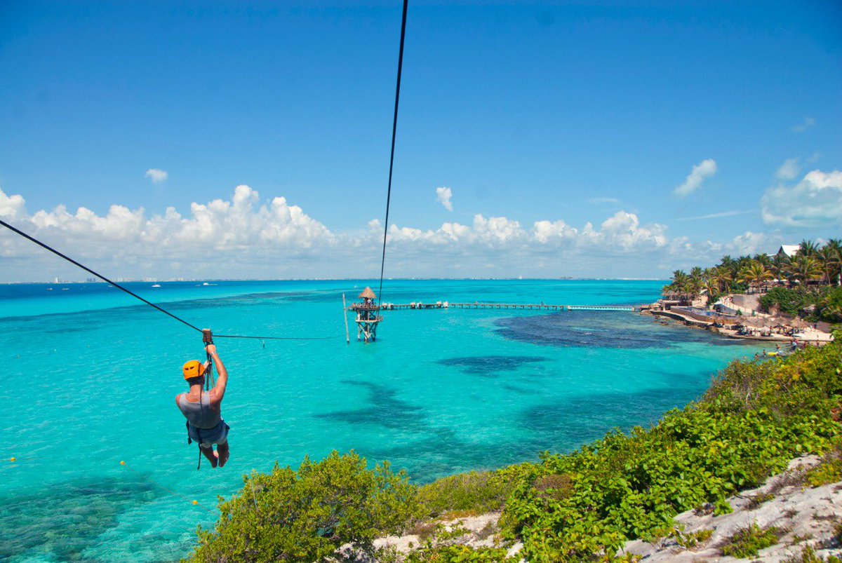 VivoEnPtMorelos's tweet photo. #TurismoQRoo | ✈️ Turistas estadounidenses seleccionan el #CaribeMexicano entre sus principales destinos de viaje con el objetivo de vivir diferentes aventuras
El @CPTQROO es el encargado de darlo a conocer en ferias como el #AdventureShow ✅🙌🏼 https://t.co/pDwgxU9UmW