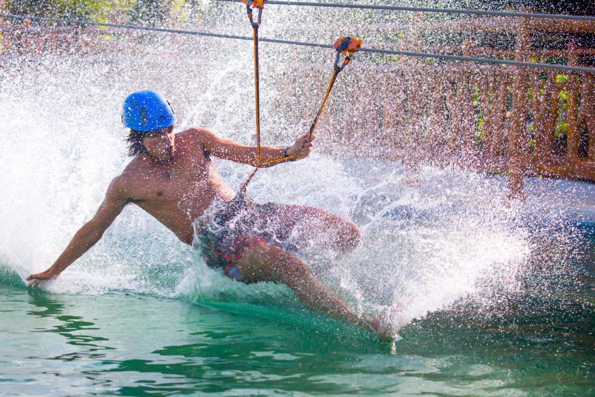 VivoEnPtMorelos's tweet photo. #TurismoQRoo | ✈️ Turistas estadounidenses seleccionan el #CaribeMexicano entre sus principales destinos de viaje con el objetivo de vivir diferentes aventuras
El @CPTQROO es el encargado de darlo a conocer en ferias como el #AdventureShow ✅🙌🏼 https://t.co/pDwgxU9UmW