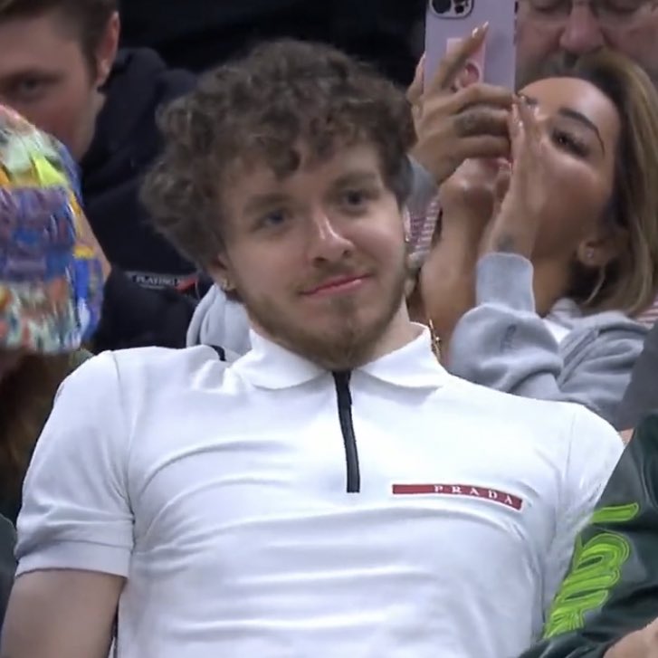 murdocroy's tweet photo. @jackharlow you know what- it all makes sense https://t.co/Ll8UiKlVRK