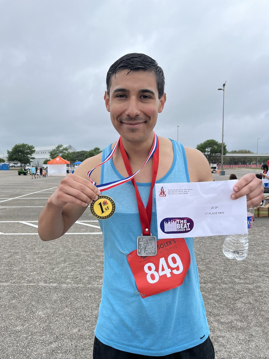 CoachJBara's tweet photo. Still buzzing off yesterdays win at the #NEF5K @ O’Connor! I graduated from there as a student and returned to win it as a teacher, CONGRATS and THANK YOU to EVERYONE who came out and supported a wonderful cause!! @NISD 🙏🏽 #NISD5K https://t.co/KYv6DM8qLZ