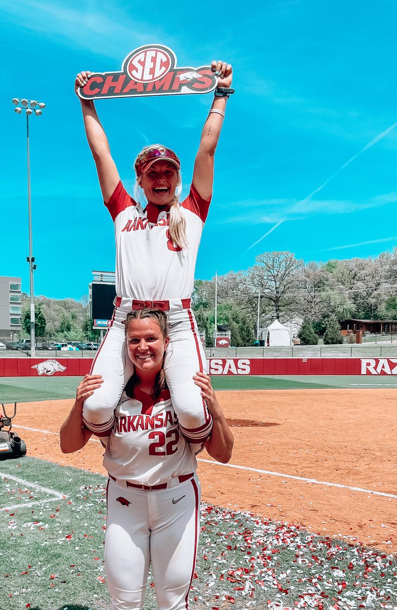SidesKendall's tweet photo. I am just speechless. What a day. SEC CHAMPS ❤️😇💍 https://t.co/tJOC6dmsck