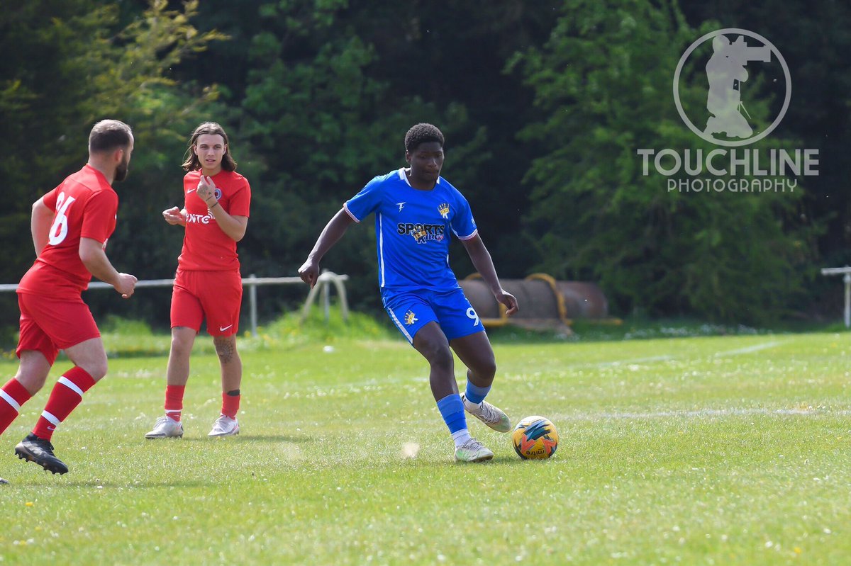 TouchlinePhotography tweet media