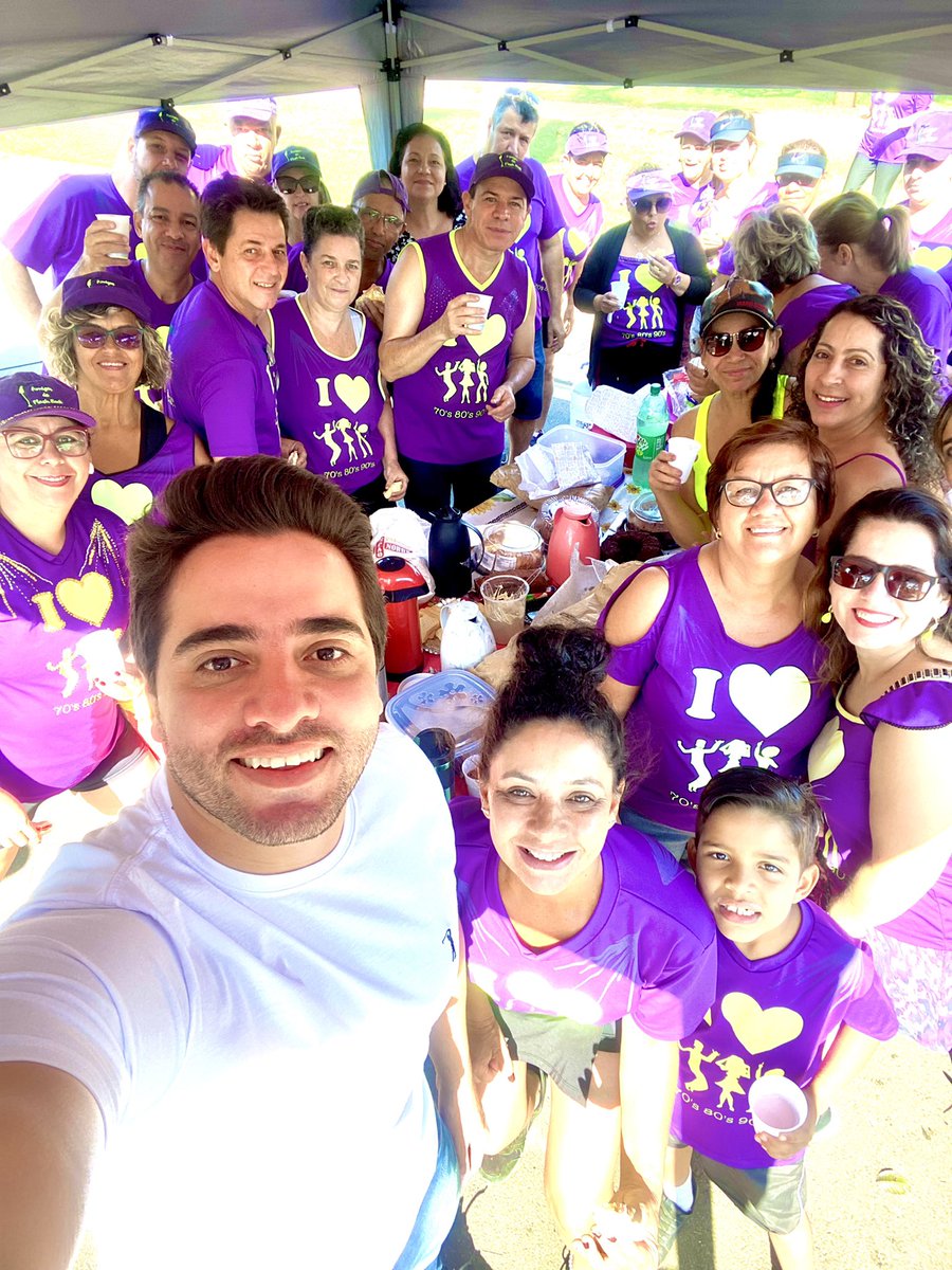 FelipeSanches20's tweet photo. Você já conhece a Rua do Lazer, que funciona aos domingos, em frente ao Parque Araçariguama? Projeto da vereadora Katia Ferrari. A rua fica disponível para que a população possa curtir com a família e praticar esportes! Passei por lá esta manhã! https://t.co/F4Xj3yuLjo