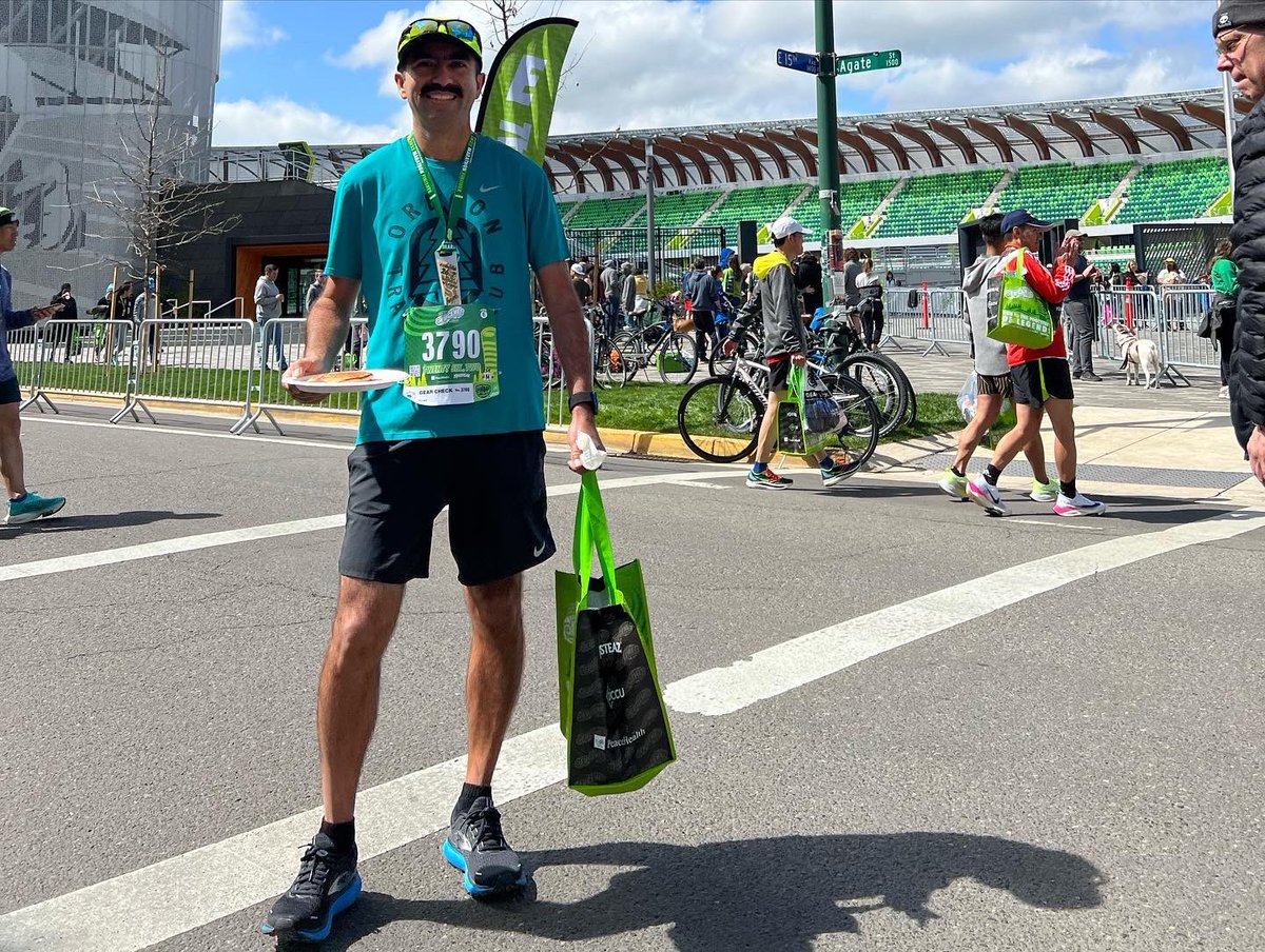 BernieC7's tweet photo. I finished the Eugene Marathon in 3:48:10. Ran my fastest marathon ever and got a new PR. Marathon No. 12. Great course and perfect running weather. Always nice to finish on Hayward Field at the University of Oregon campus. #eugenemarathon #eugenemarathon2022 #RunEug #EM2022 https://t.co/0YyY2mmDID