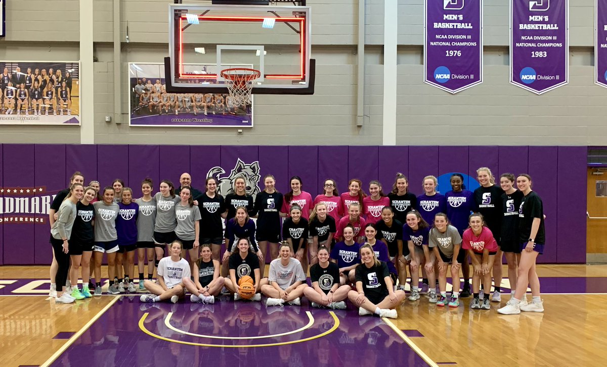 ScrantonWBB's tweet photo. THANK YOU to all our campers today!! Great day of competition &amp; fun with our Lady Royals !!!! Elite Camp #1 ☑️

#BeElite #LadyRoyals https://t.co/S1b3KdNJLK