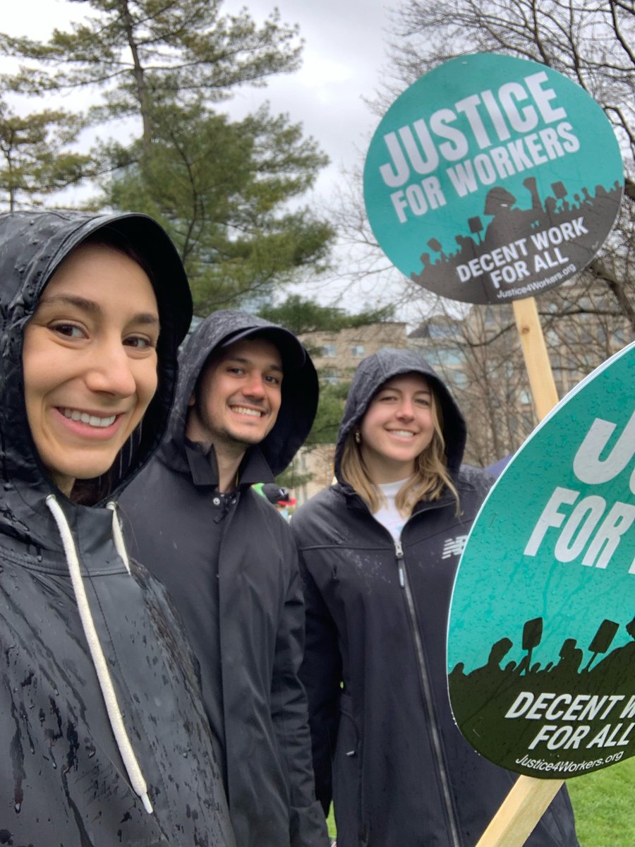 A little rain didn’t stop <a href="/sydneyrlang/">sydney lang</a>, <a href="/JulieESegal/">Julie Segal</a> and I from marching with <a href="/OFLabour/">OFL</a> and <a href="/GigWorkersUnite/">Gig Workers United</a> at #MayDay2022