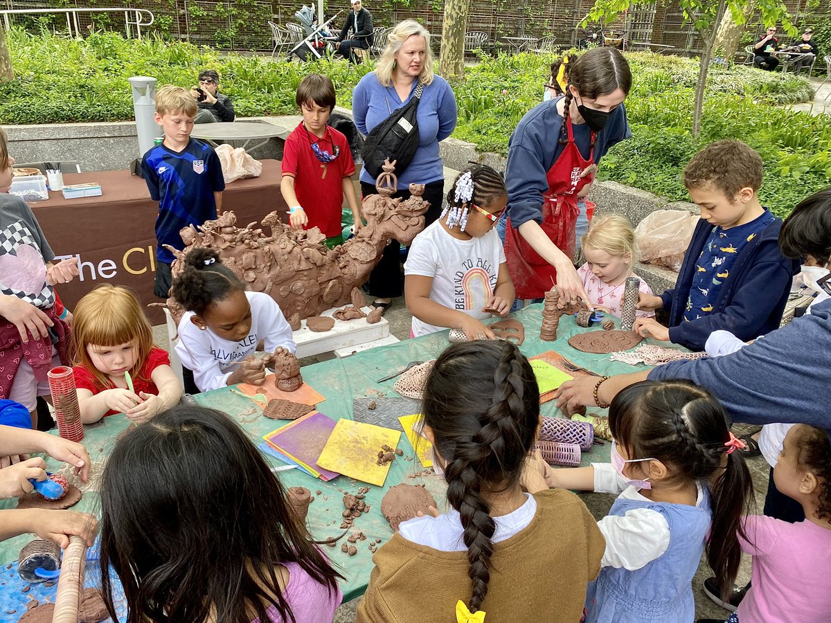 Had a blast in our Children’s Festival PLAYground! Tag us in your photos @pennlivearts. Performances and fun by @lollyandyoyo, Phillie Phanatic, DJ Scott, @theclaystudio, @circadiumschool, @FleisherArt and @ThePhillyPOPS!