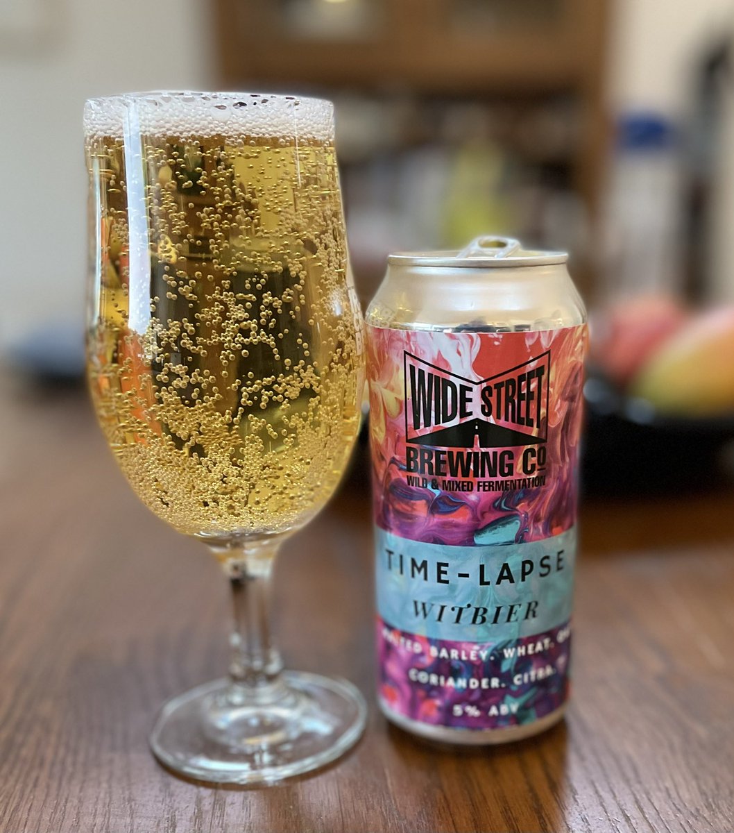 Time - Lapse Witbier from <a href="/WideStreetBrew/">Wide Street Brewing</a> in Ballymahon, Co Longford to kick off my #SundayNightSup lots of Coriander and Citra hop flavour, very refreshing. #drinkirish #CraftBeer