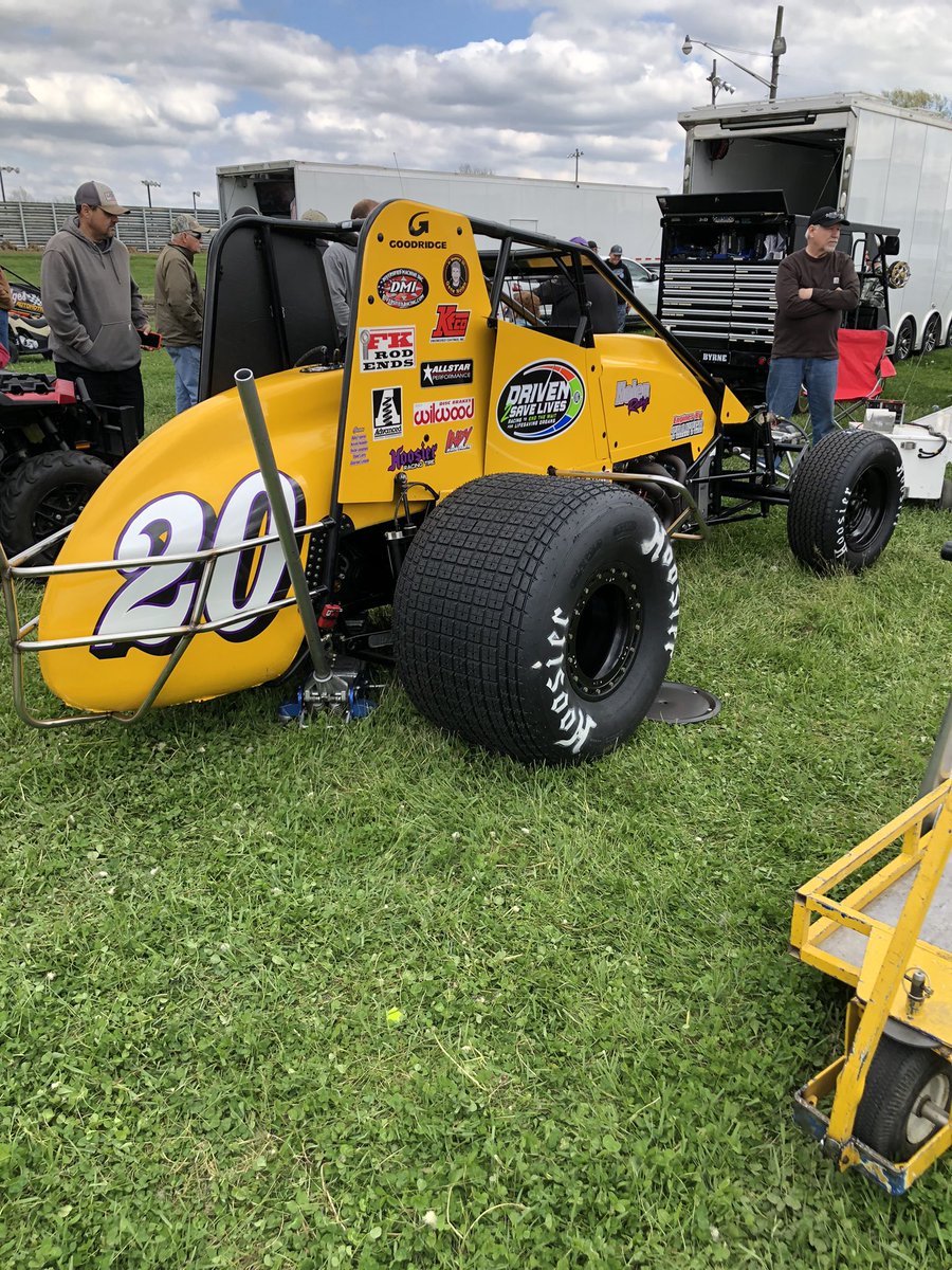 Finally after 1 1/2 we are going silver crown racing! Been a busy week getting ready. A lot of good getting it done. Pretty excited!!