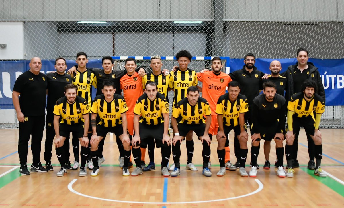 #Primera | #Peñarol mantiene la base de la temporada 2021 con la incorporación del técnico argentino Ignacio Cabral. Su trabajo continúa en una senda que marca la diferencia del resto de los equipos. 9/9. Parate obligado de Díaz para volver recuperado de su lesión.