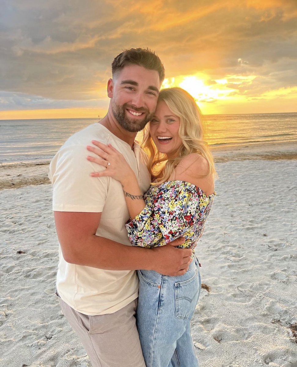 rachbrownnn's tweet photo. Update on my friends from this tweet!!! 🤍💍 https://t.co/6W7Wa2vsZL
