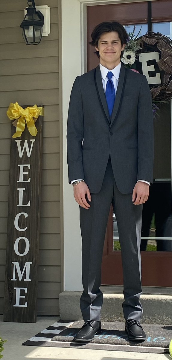 Purplecat76's tweet photo. @josh_emily20 So proud of the man you have become! We can’t believe that you are almost finished with high school but we are excited for what your future holds! We know that you are going to shine and be in your element at Ranken. Good luck bud. #LutheranGrad2022 @LutheranCougars https://t.co/TYHalQ1UfR