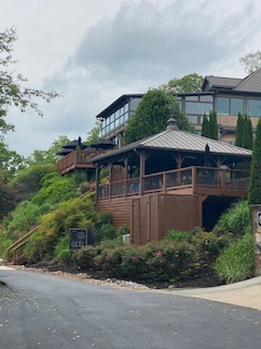 meanderingmarlo's tweet photo. Although it was cloudy, today was a great day to experience Wolf Mountain Vineyards and Winery. 
#exploregeorgia #wine #redwine #winetasting #winelife #wolfmountainvineyards #coupage #bordeauxblend #vino #dahlonega #northgeorgiamountains #meanderingmarlo https://t.co/3AjohrlYh5