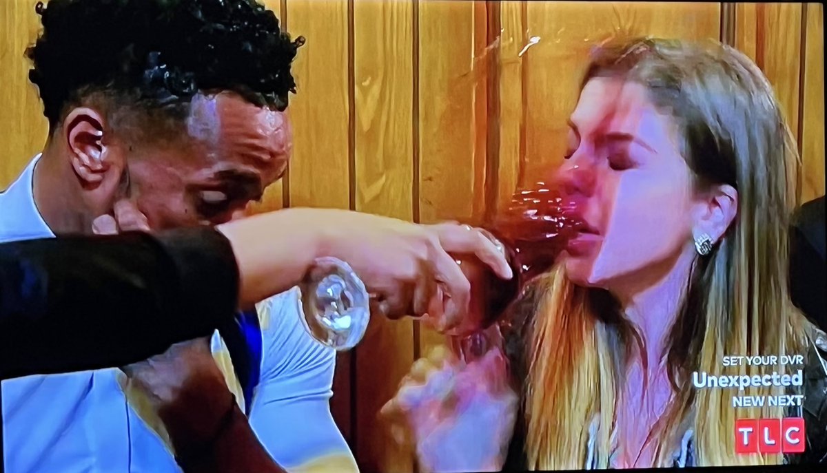 Kimmnng's tweet image. The splash heard around the world 🥴 #90DayFiance