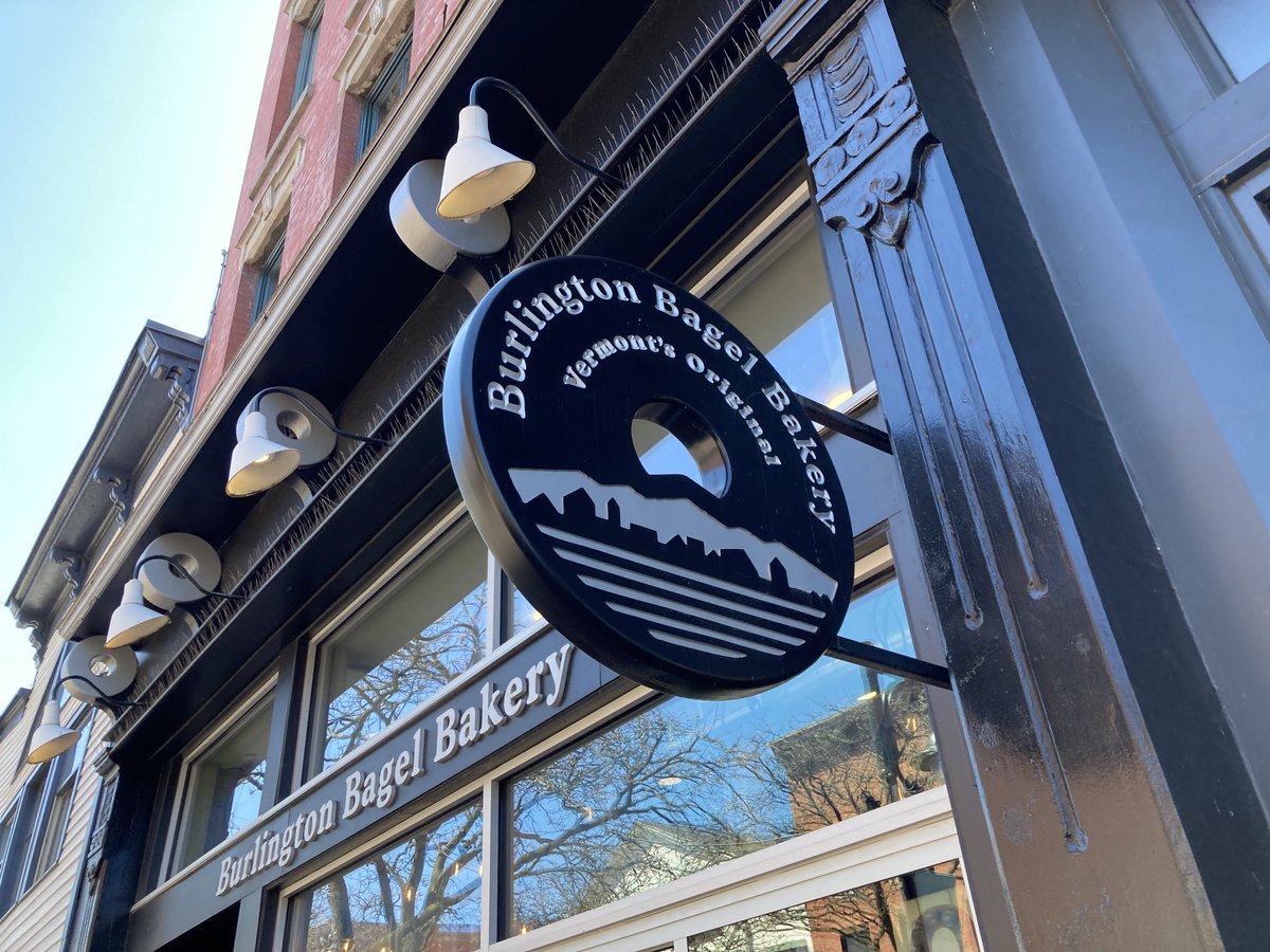 DavidRosowsky's tweet image. Beautiful day in the (old) neighborhood. #SpringtimeInVermont #VT