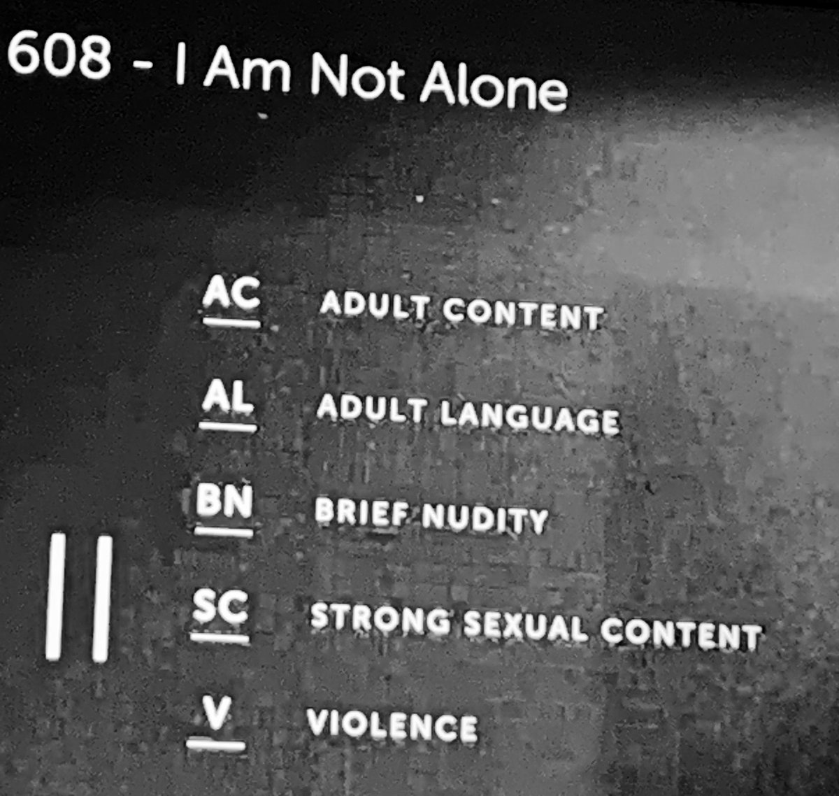 WriterFreak001's tweet photo. The warnings on this episode are CRAZY. 😳 #Outlander @Outlander_STARZ (but I expect nothing less since it’s the season finale) https://t.co/ao49Nx22gb