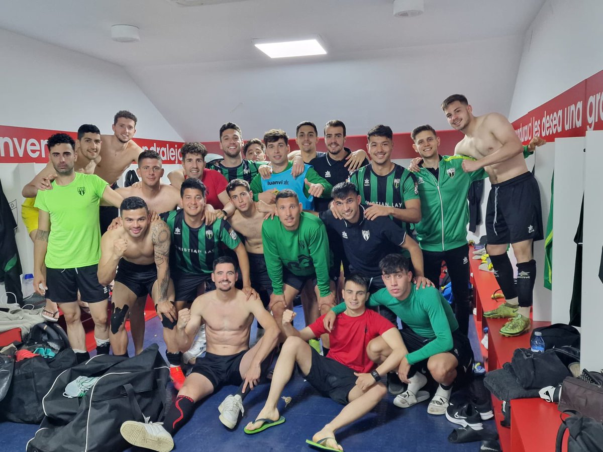 ¡Se acabo el sueño templarios!💚🖤

Nosotros morimos con los nuestros😍🫶🏾

¡Gracias directiva, jugadores y por supuesto afición! ¡Esto a sido todo por este año, el año que viene volveremos a por más!

Orgullo templario💚🖤