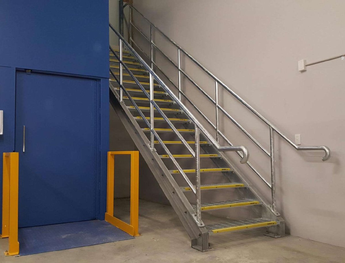 SaxonEngineeri1's tweet photo. #SaxonEngineering #balustrade ☎️ 08 8187 2888 📱0423 325 994   
📧 sales@saxonengineering.com.au 23 Heath St Lonsdale SA  #structuralsteel #steel #engineering #Adelaide #metalfabrication #galvanised #AustralianMade #AustralianOwned #manufacturing @AustralianMade #metal #Aluminum https://t.co/nrTYXwJRdo