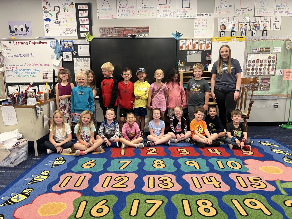 kamdynjohnson1's tweet photo. cannot wait for the fall and to major in elementary education! @wheatweet #CollegeSigningDay #FutureShocker https://t.co/nxTqpwf8ti