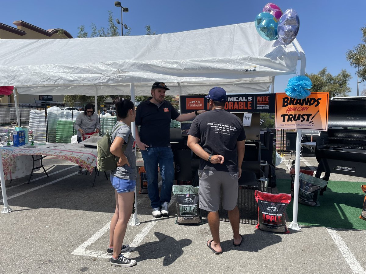 Our Home Services Event went great! It was fun and exciting to have all of our venders come out and participate. Thank you to all who attended and made it all happen! @EricSASM6617  <a href="/CasolaNoel/">Noel Casola</a> <a href="/joshua_j_casas/">Joshua Casas</a> <a href="/belen6037_HD/">Belen Lopez</a> <a href="/THDPatti/">Patti Olmsted</a> <a href="/rmh135/">Richard Hernandez</a>