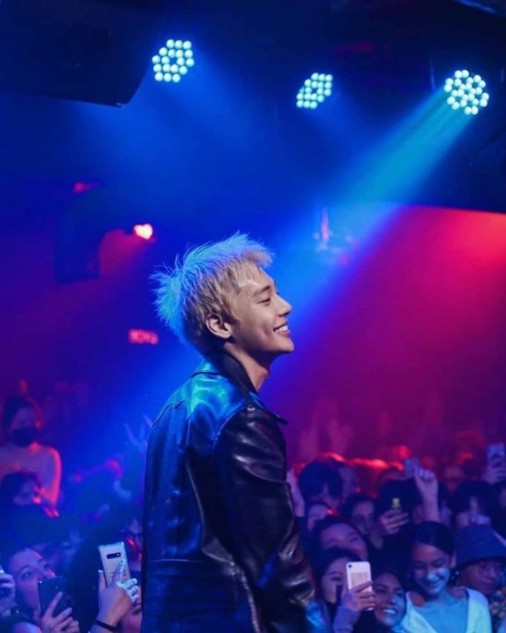 One jaewon pics tweet media