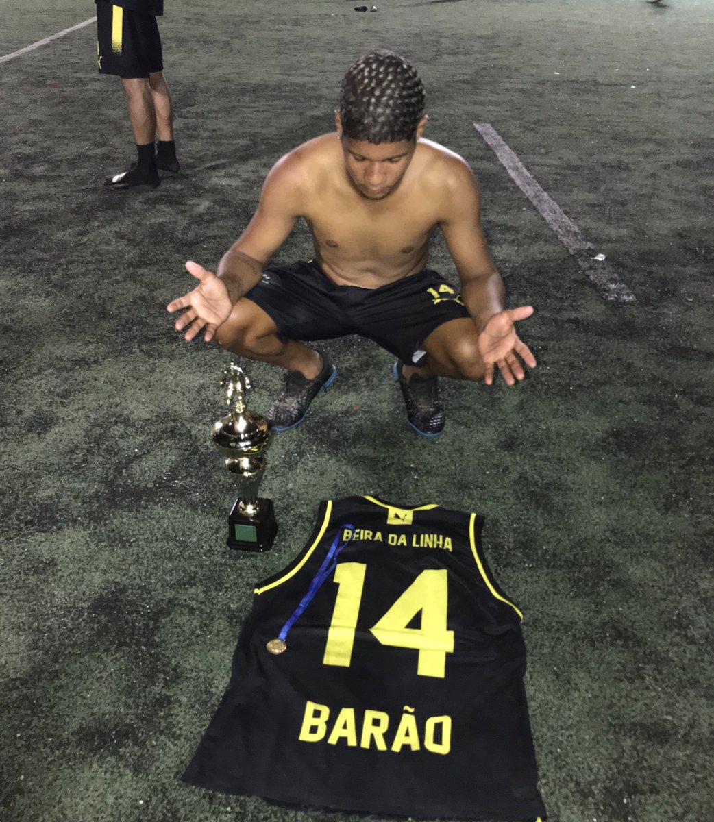 06_Gbmito's tweet photo. Dnv isso 🏆🤪🤪🖤💛

#TeveGolNaFinal
#HomensDePretoOn
#ASagaContinua 🥳 https://t.co/xYg8yzKpTQ