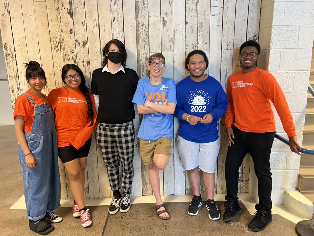 OverIntheLib's tweet image. Fulton’s finest help put on @MuseKnox’s Community carnival today. Pictured are four MUSE interns who helped organize the event and our GSA President and VP. I love these kids! Thanks for inviting our #GSA club to have a table. Loved hearing Drums Not Guns perform too.