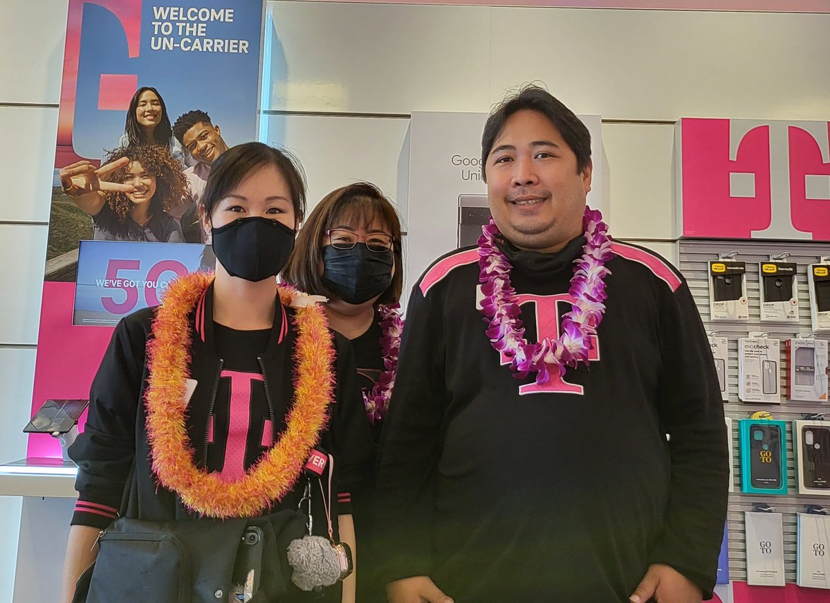 May day is lei day in Hawaii!  <a href="/NaniBlake/">Nani Blake</a> <a href="/Mmeligro/">M. Meligro</a> @rwashley <a href="/arunramchan/">Arun</a> @1samc808 #alohastrong #aapihm #tmobile #hawaii