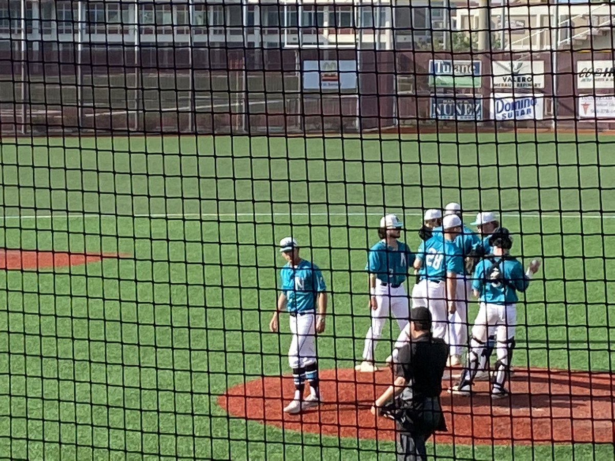 becky_maillet's tweet photo. great to see @NunezCCBaseball alum @dominic_curole serving as the Pitching Coach for the Pelicans https://t.co/Wz5L4g1lW7