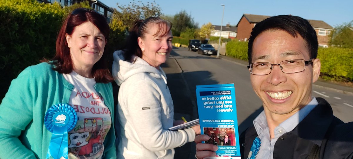 Timothycho08's tweet photo. Just 4days to go until #LocalElections2022! It's been non-stop leafleting, doorknocking and talking to residents is like a marathon. Our democratic vote has great power to make a better Council or choose a hardworking Councillor who can speak and act on your behalf, vote for one! https://t.co/KCo65CgFbV
