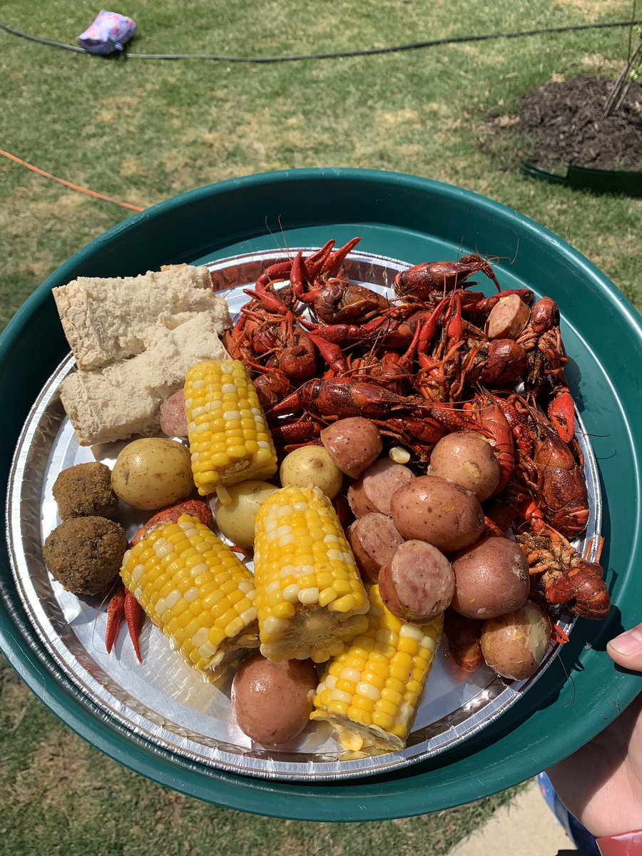 HarlowAndrew's tweet photo. Sunday Funday #CrawfishSZN 🦞 https://t.co/G4kURJM9hi