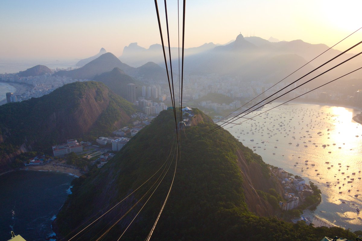 pcollares's tweet photo. Algumas fotos que tirei semana passada, no passeio de bondinho no morro da Urca e no pão de açúcar

#photography #RiodeJaneiro #photo #sunset #pordosol #cidademaravilhosa https://t.co/ya1D2BLGde