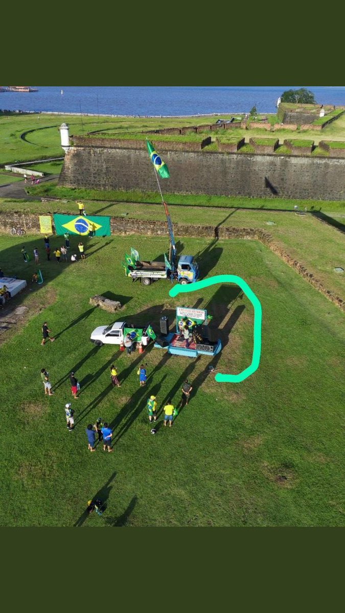 JulioLeaoJr's tweet photo. @gen_heleno Bombou a manifestação pro Bolsonaro no Macapa! https://t.co/Fdrp7g3hli