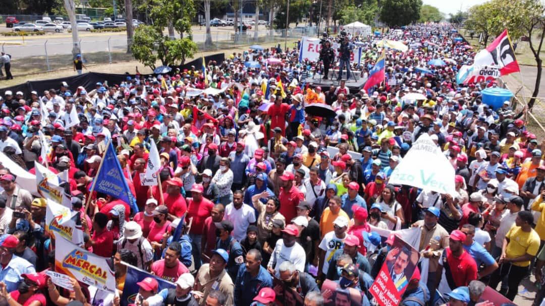 NicolasMaduro tweet picture