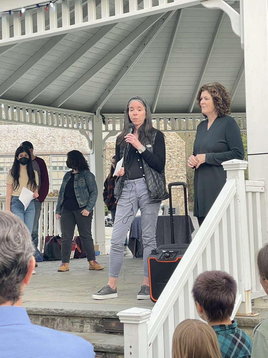 Christine Trodden Ackerman (@chackerman1) on Twitter photo at the Shine a Light kickoff event sponsored by <a href="/ncufy/">New Castle United</a> & <a href="/ChappaquaPTA/">ChappaquaPTA</a> #wearechappaqua <a href="/ancorsilia_ccsd/">Andrew Corsilia</a> at the Shine a Light kickoff event sponsored by <a href="/ncufy/">New Castle United</a> & <a href="/ChappaquaPTA/">ChappaquaPTA</a> #wearechappaqua <a href="/ancorsilia_ccsd/">Andrew Corsilia</a>