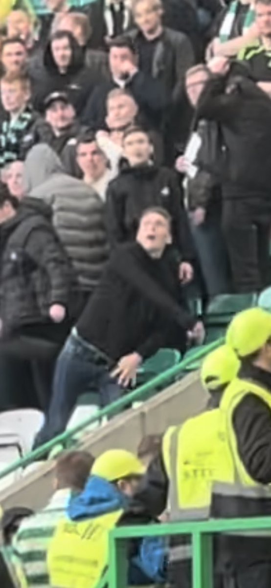 Paisley Loyal RSC tweet media