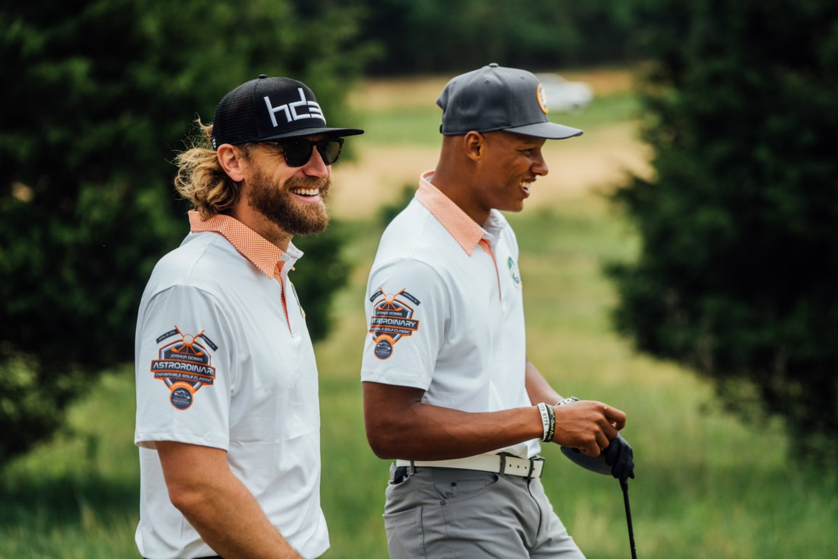 ChaseRiceMusic's tweet photo. Hell of a time @joshdobbs_1, thanks for havin me dude. The pictures don’t show how trash the golf was, but we had fun! https://t.co/ykux5pJyUj