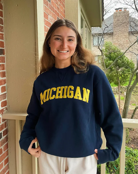 BCHS_SDE's tweet image. "Super excited to continue to cheer GO BLUE for four more years!" - @EvaKumer 💙💛