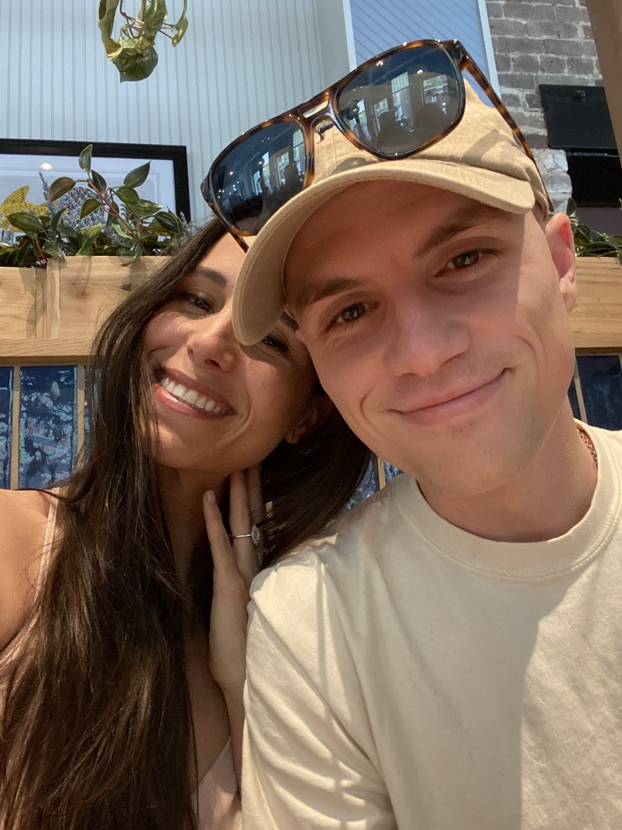 POTUS435's tweet photo. I got engaged!!!!!! And I never tweet and have no following… just putting this out there because I’m so excited!!!!! 🤣🥰🙈👀🤯🎉 https://t.co/qrgVceT47L