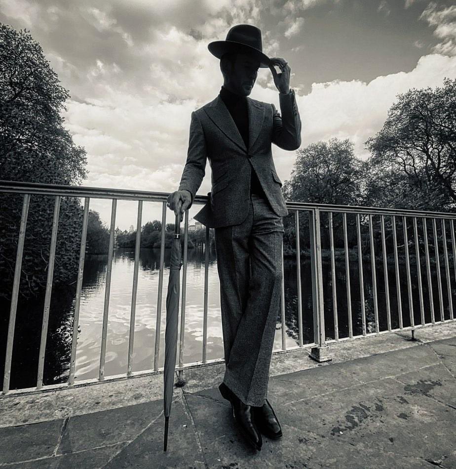 mattgoss's tweet photo. With the absence of detail, a silhouette is often exactly who someone is. https://t.co/TXrFcdoTZD