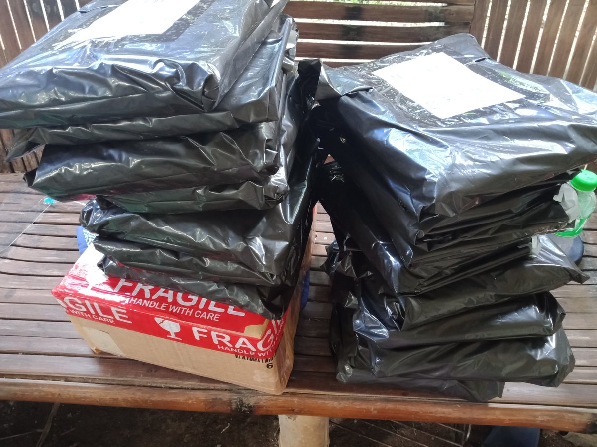 ArmyHaulPH's tweet photo. #AHPHProofs

napick up na po yesterday, yung mga ggx po yung courier today po pick up https://t.co/L567wUq4OR