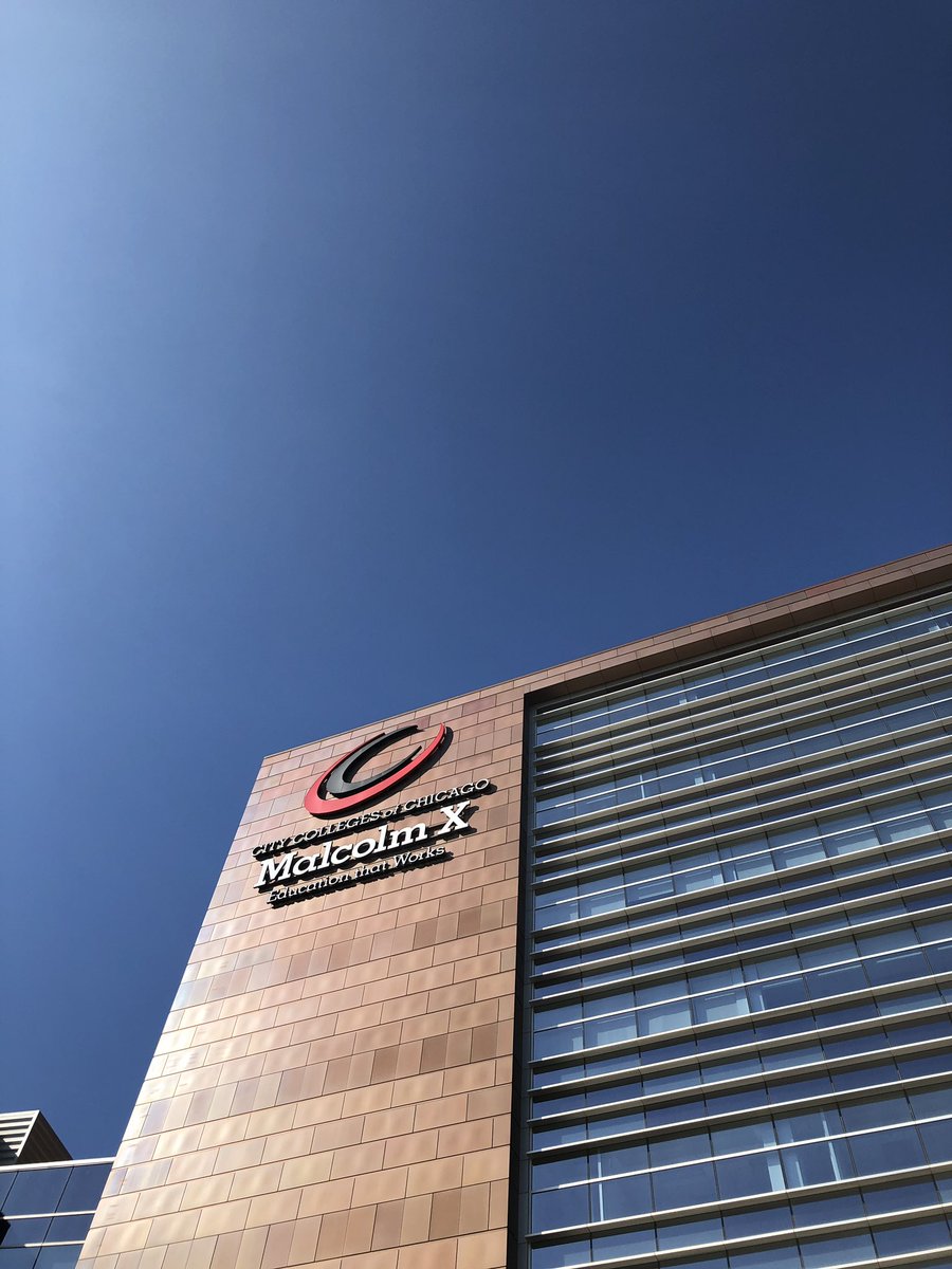 4geeman's tweet image. #Education is transformational. Congratulations to all! Blue skies!! #SevenStrong