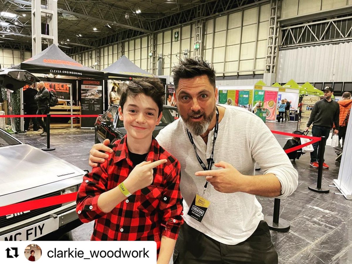 clarkie_woodwork Insta ‘Look who I met! Had the best day today hanging out at @Makers_Central with @nickzammeti and everyone at @AxminsterTools. What a brilliant day with the best people!!’ #100DaysOfCode #AffiliateMarketing #DigitalMarketing #UK gabrielclarkwoodwork.com
