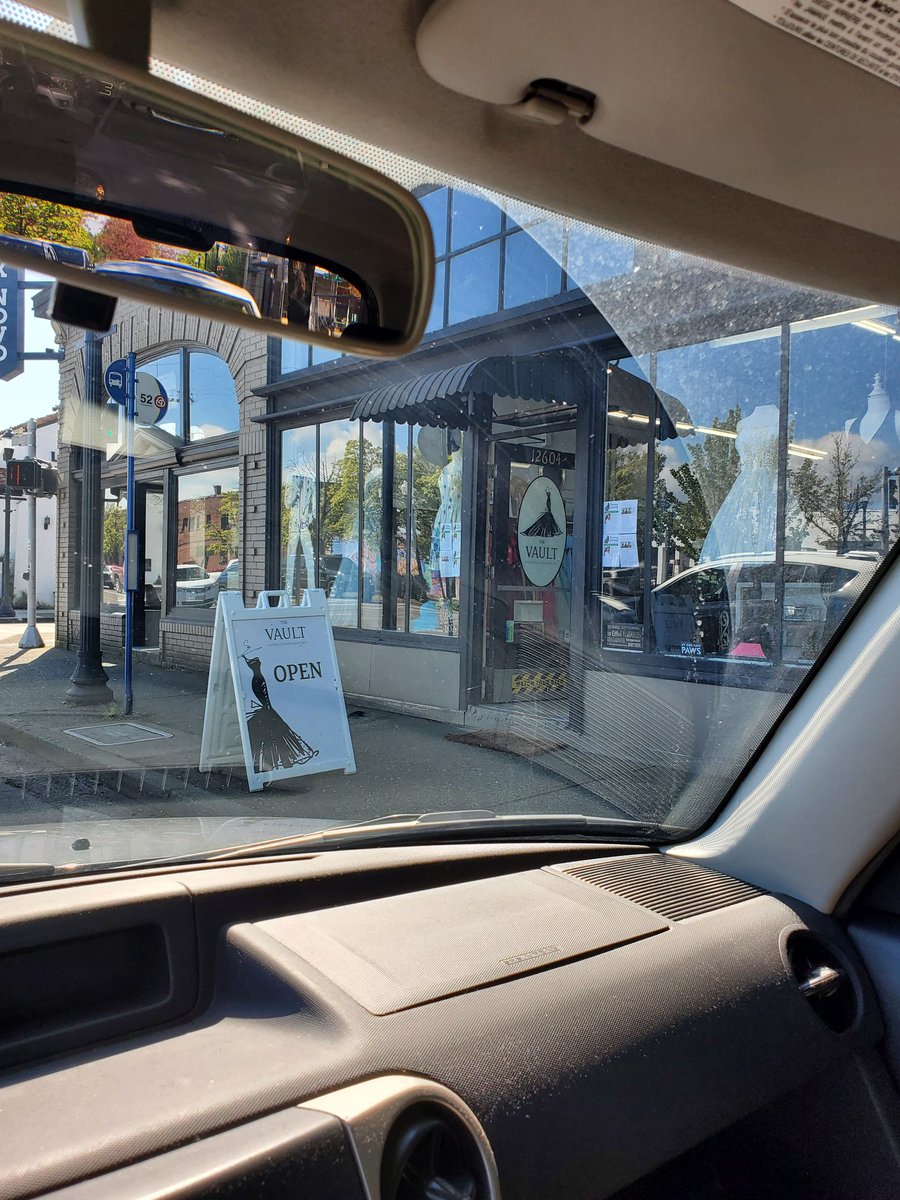 Thankful for Beaverton businesses showing love and support. ❤️🫂