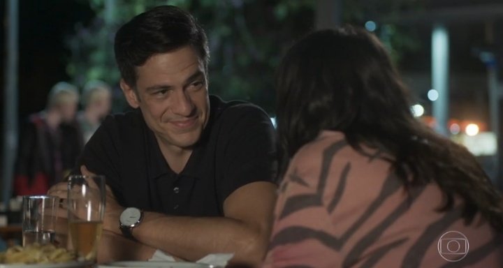 centralflagui's tweet image. – por que que o doutor ta tão preocupado comigo? 
– não sei, vai ver a gente tem uma ligação mesmo. 

o começo de tudo! 😭🖤