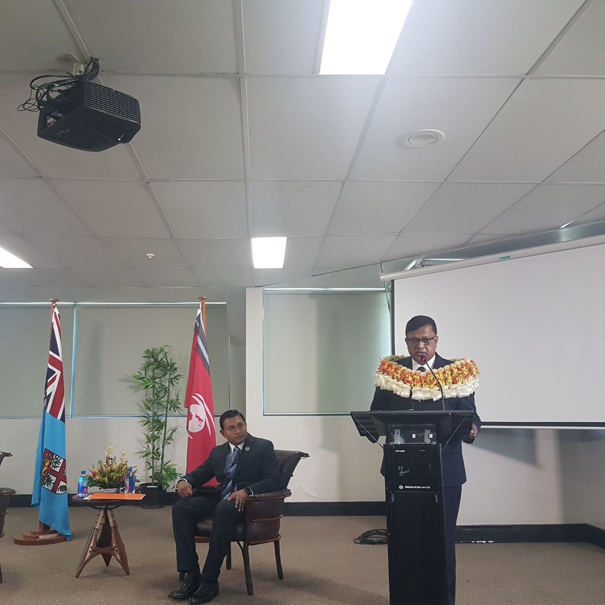 👏Congratulations to <a href="/FICAC_Official/">Fiji Independent Commission Against Corruption</a> for today's launch of its Financial Investigations Training aimed to promote knowledge-based and ethical business practices in public + private sectors in 🇫🇯

Thanks to #UKPacificPartnership, the training will benefit more varied stakeholders