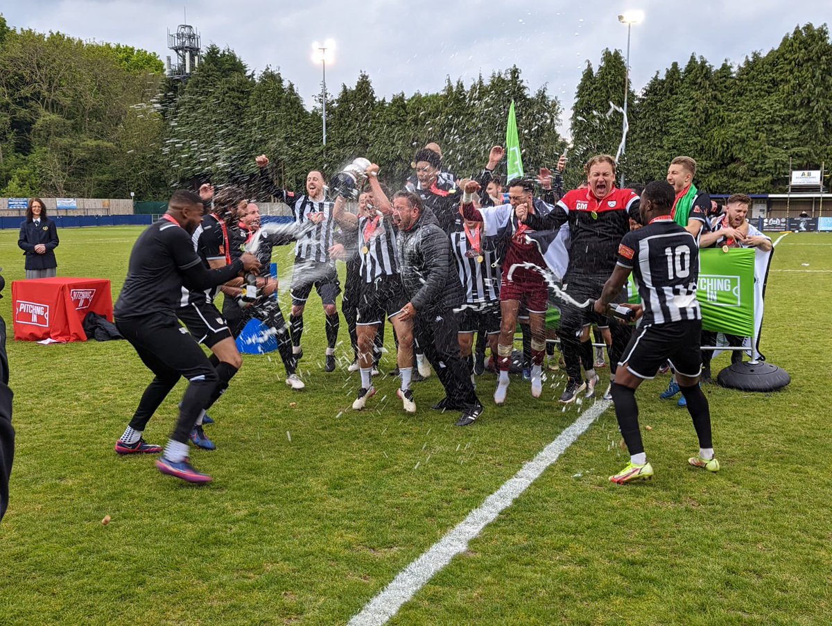 hanwelltownfc's tweet photo. To those who said we couldn’t.
We did it. 
Goodnight Geordies!
Thank you for your support. 
That was for every single one of you ❤️🖤🤍 https://t.co/bBDbayvusE