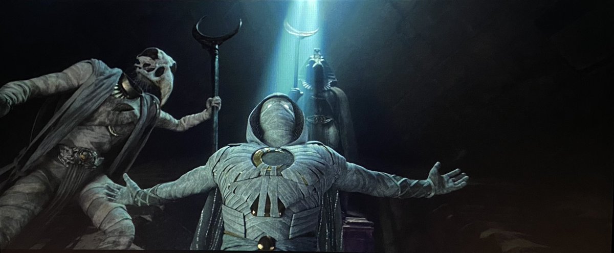 JEBTheMasterMC's tweet photo. #FieldOfReeds THEORY (3/
However, Marc was not ready to die, indicated by him asking #Taweret to change the direction of the boat to the #GatesOfOsiris, which would take him back home to Earth. This is when he accepts #Khonshu’s offer and becomes #MoonKnight.
#Duat #MarcSpector https://t.co/7xhwDsVsQI