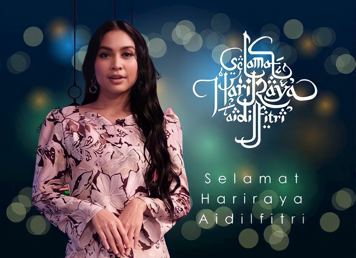cyntahatisissy's tweet photo. Selamat hari raya .. Maaf zahir dan batin 😘💓💓💓
@sissyimann @cyntahatisissy https://t.co/JzYQXfb8hs